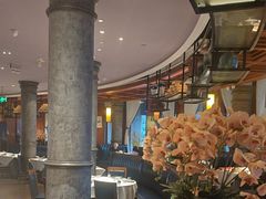 -八府香鸭·啫啫煲(华山路店)