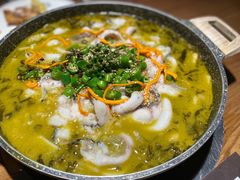 -山城外·非遗酸菜鱼(财富中心店)