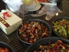 -去吃小龙虾·江湖菜·烧烤(南滨路店)