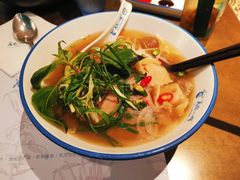越南火车头汤河粉-美奈小馆·越南料理(中航城君尚购物中心店)