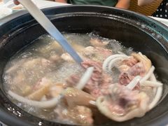 -东椰·海南椰子鸡火锅(朝阳门店)