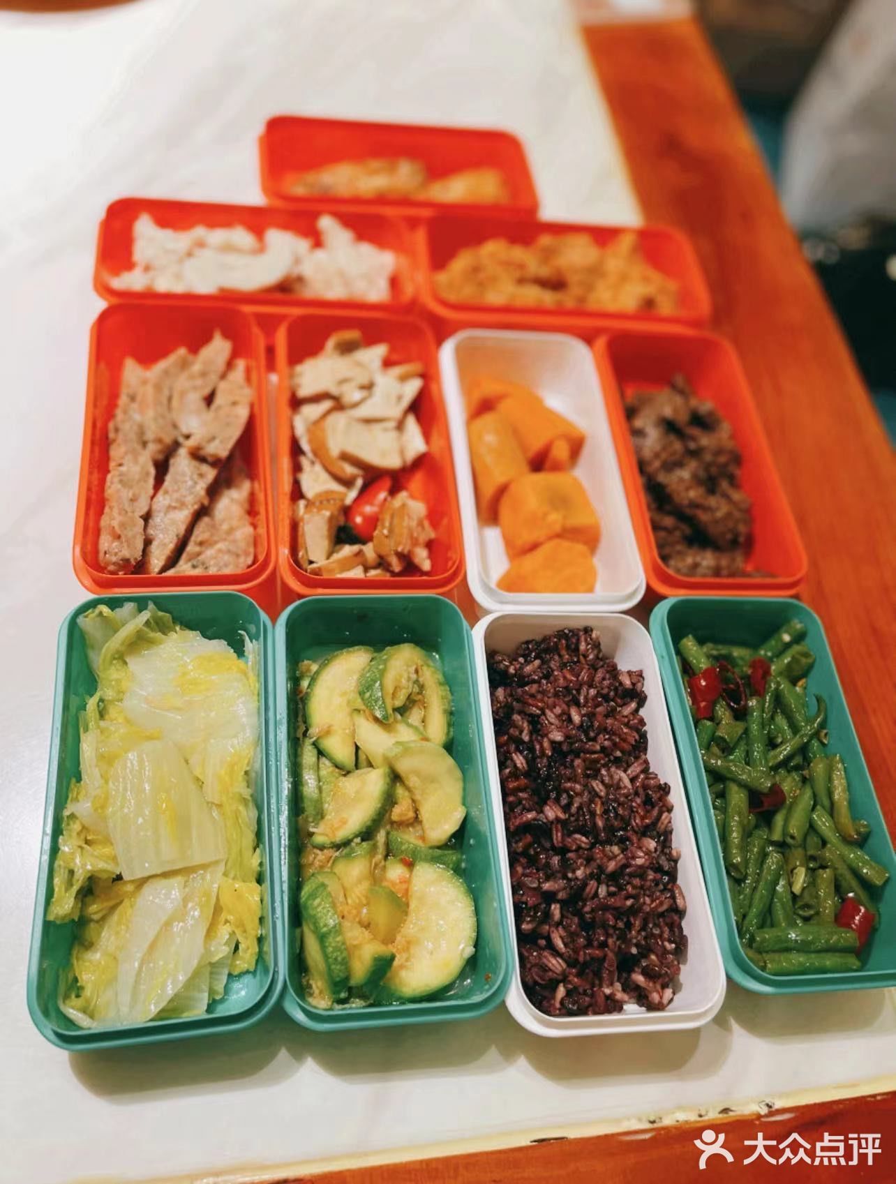 中西式外卖自助餐点——维小饭
