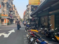 -阿英卤肉饭