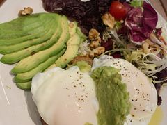 牛油果酱水波蛋-VESH COFFEE(定西路店)