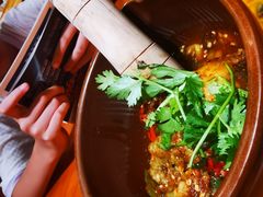 -老滇山寨•云南特色菜•地方菜•民族风情歌舞表演(金碧店)