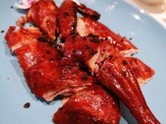 黑松露吊烧脆皮鸡-港丽餐厅(高德置地店)