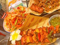 -小小集渔·泰式大排档(太古里香槟店)