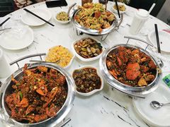 -凤凰路何眼镜香辣蟹(花果园店)