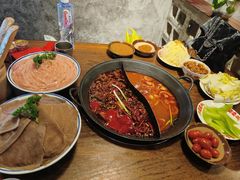 -萍姐火锅·公路夜市(武汉首店)