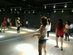 -YASAKI国际舞蹈中心