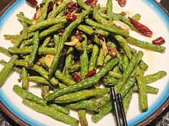 -靠山屯东北农家菜(八龙桥雅苑店)