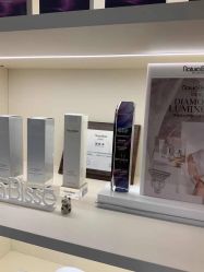 -JNK皮肤管理中心