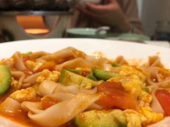 牛油果番茄面-五观堂素食(新华路店)