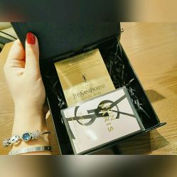 -YVESSAINTLAURENT