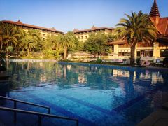 -西双版纳融创皇冠假日度假酒店