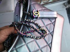 -京伟修鞋洗鞋奢侈品皮具护理店