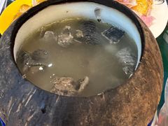 椰子竹絲雞湯-憶廟街 X 沙角邨(太古城店)
