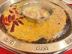-山城年华老火锅(玉林店)