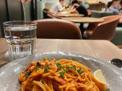 烟熏三文鱼色拉配水波蛋-Wagas沃歌斯(港汇恒隆广场店)