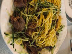 -汗腾格里·风味餐厅(新疆驻京办店)