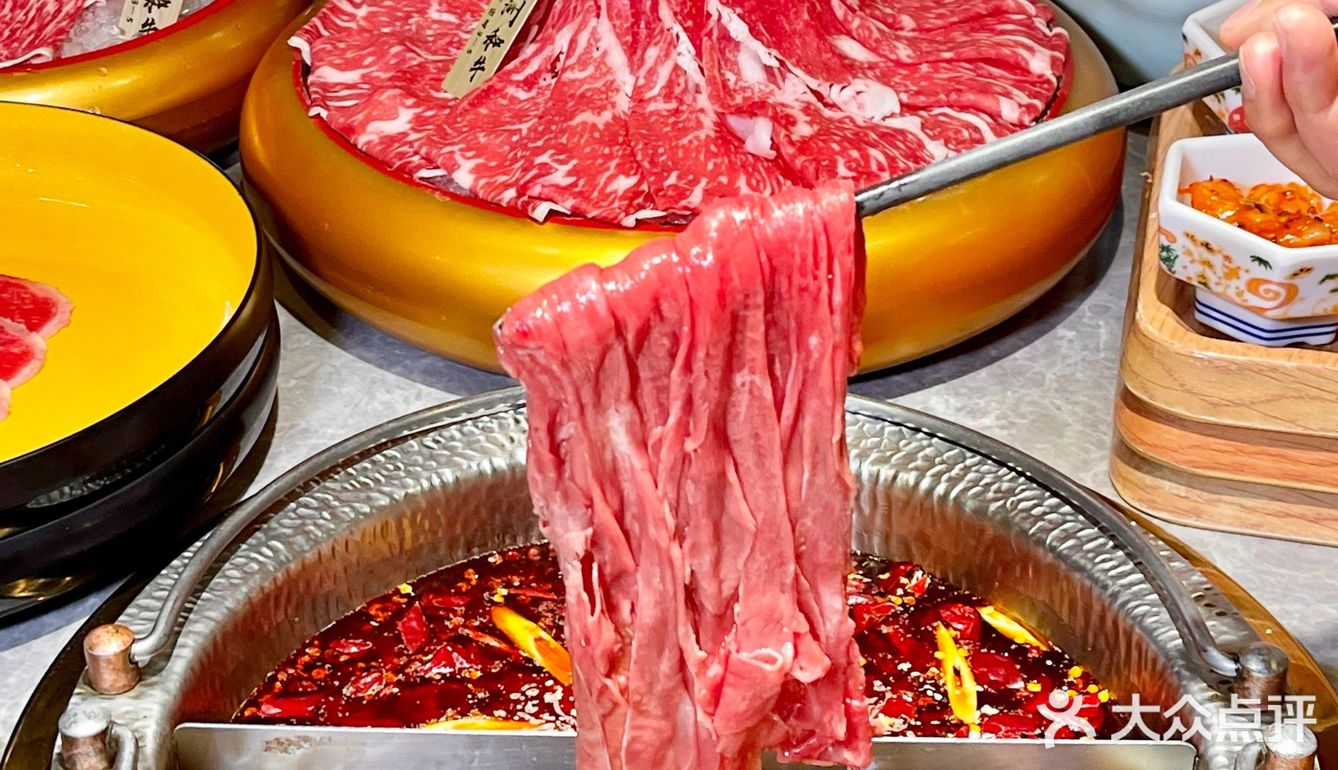 推荐各位uu来尝尝！肉勝和牛寿喜烧(北城天街店)