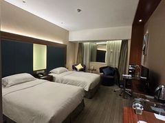 -上海浦东假日酒店