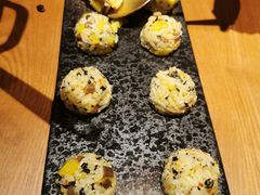 蟹籽手抓饭-春熙台韩国料理·章鱼肥牛(西丽店)