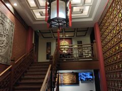 -梅龙镇酒家(南京西路总店)