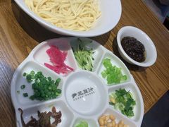 老北京炸酱面-尹三豆汁(前门旗舰店)