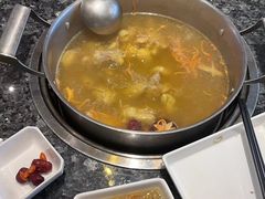-一席地·本地鸡窝·杭帮鸡火锅(萧山银隆百货店)