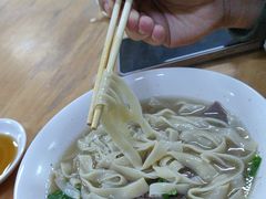 -十二忠手拉面(中华路店)