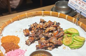 Charcoal-Grilled Free-Range Chicken