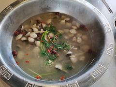 -憨铁匠老火锅(龙岗万科里店)