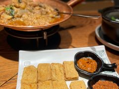 香煎石屏豆腐-云海肴·汽锅鸡·云南菜(高德置地店)