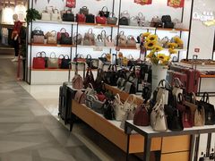 -华联商厦(火车站店)