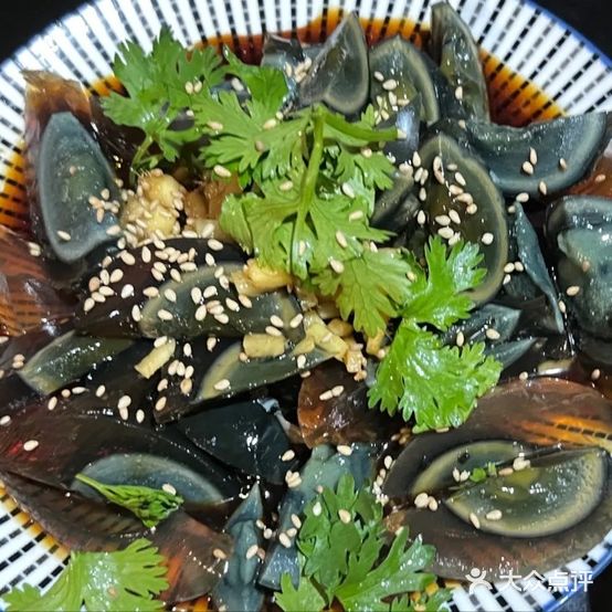 鱻鱼记石锅鱼
