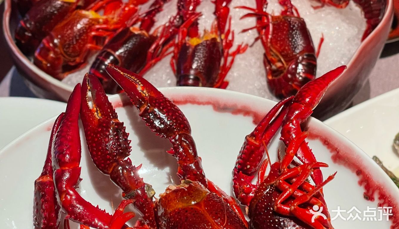 西安 ！！一个饺子🥟居然11块钱 。 。  