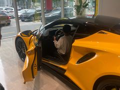 -莲花跑车(国贸商城店)