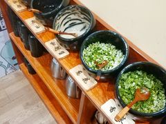 -独食火锅·半米屋台(直营总店)