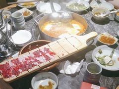 -野山舂·贵州现舂酸汤牛肉(东山店)