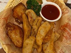 -又见马甲M8融合西餐厅(体育中心店)