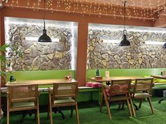 -Dragon Pizza•圆脸龙披萨·牛排餐厅