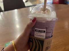 -星巴克臻选(盐城金鹰聚龙湖店)