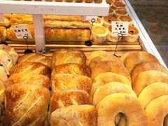 -焙丽拾光(麦凯乐直营店)