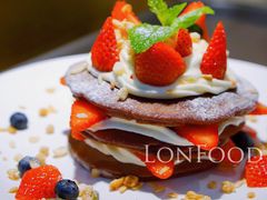 草莓海盐巧克力松饼-农畉LONFOOD(福田星河COCOPark店)