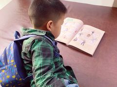 -钟书阁(松江泰晤士小镇店)