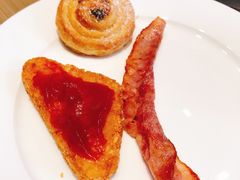 甜品自助-陆家嘴万怡酒店·万荟轩