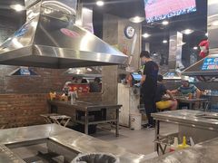 -马路牙子烧烤音乐酒馆(望京店)