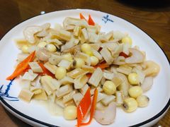 -钵家大院·地道湖北菜(江夏·大花岭店)