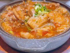 -囍筷乐喜辣屋小鸡小鱼石锅煲(万达店)